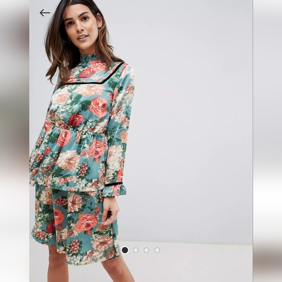 VILA Velvet Trim Floral Midi Dress - Picture 4 of 4